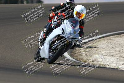 media/Sep-21-2025-TrackDaz (Sun) [[277c75b276]]/C Group/1240pm (Turn 2)/